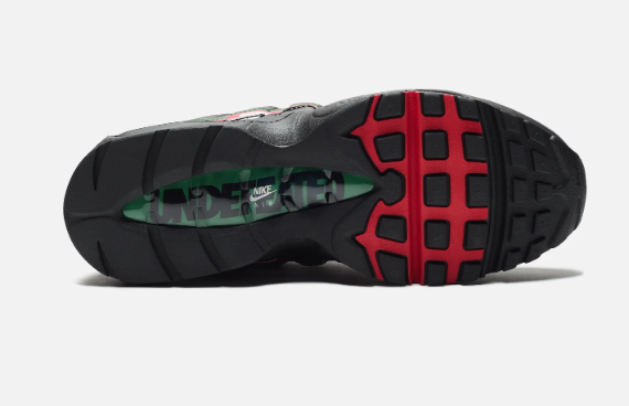 UNDEFEATED x Nike Air Max 95 SP – Black / Metallic Silver