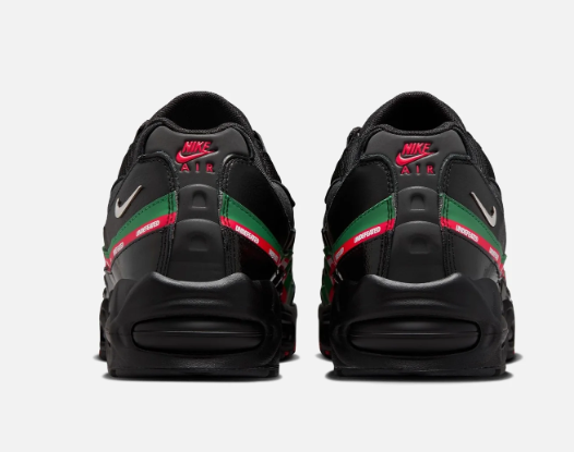 UNDEFEATED x Nike Air Max 95 SP – Black / Metallic Silver