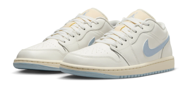 Air Jordan 1 Low SE ‘Ghost’ Pearlized Quilt (Women’s)